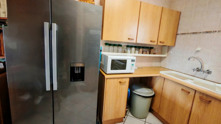 3 Bedroom Property for Sale in Mossel Bay Central Western Cape